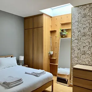  Apartamento Bilocale Su Corte Milanese